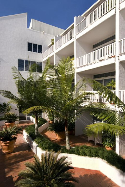 Ramada By Wyndham Cairns City Centre - Accommodation Gladstone 3