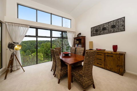 Ravensbourne Escape - Silverwood Lodge - Accommodation Gladstone 1