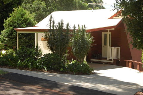 Ravensbourne Escape- Kookaburra Kottage - Accommodation Gladstone 3