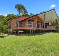 Ravensbourne Escape- Rose Alyce - Accommodation Gladstone