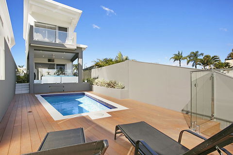 Ray Of Sunshine - Accommodation Gladstone 0