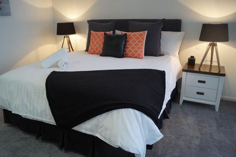 Ray Of Sunshine - Accommodation Gladstone 3