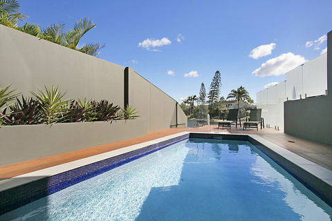 Ray Of Sunshine - Accommodation Gladstone 2