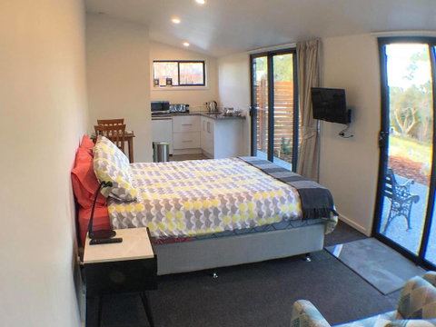 REBS B@B - Accommodation Gladstone 2