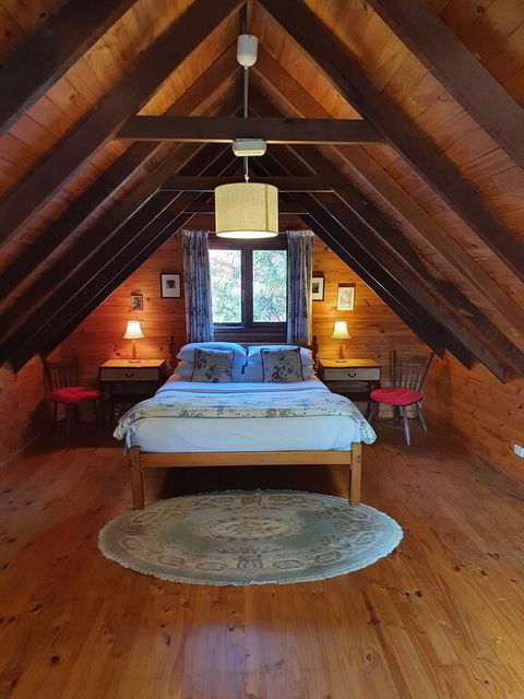 Redgum Hill Country Retreat - Accommodation Gladstone 1