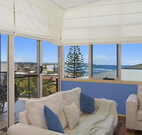 Reef - Located at Lennox Head - Accommodation Gladstone