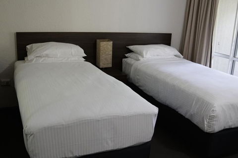 Reef Resort Villas Port Douglas - Accommodation Gladstone 3