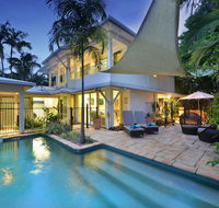 Reef Villa Port Douglas - Accommodation Gladstone