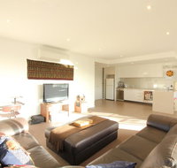 Rejuvenate San Remo - WiFi Linen Beach 200m Family Friendly - Accommodation Gladstone