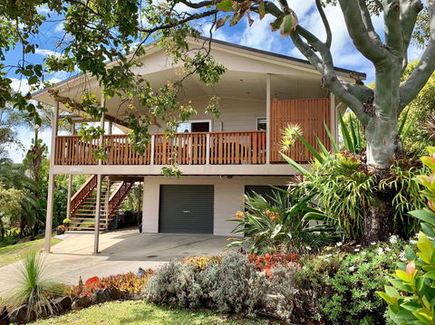 Relax & Unwind - Accommodation Gladstone 0