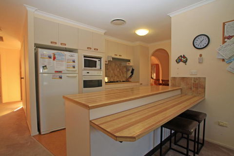 Relax And Enjoy The River - Accommodation Gladstone 2