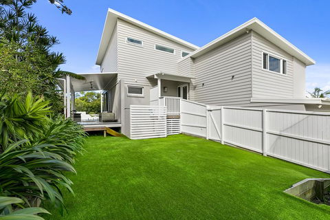 Relax In Style, Peregian Beach - Accommodation Gladstone 3