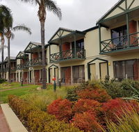 Renmark Hotel Motel - Accommodation Gladstone