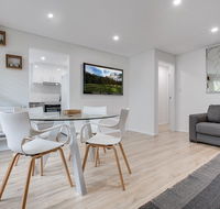 Renovated unit in the heart of Macquarie Park - Accommodation Gladstone