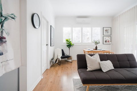 Restful Allawah Retreat Near Sydney Airport - Accommodation Gladstone 2