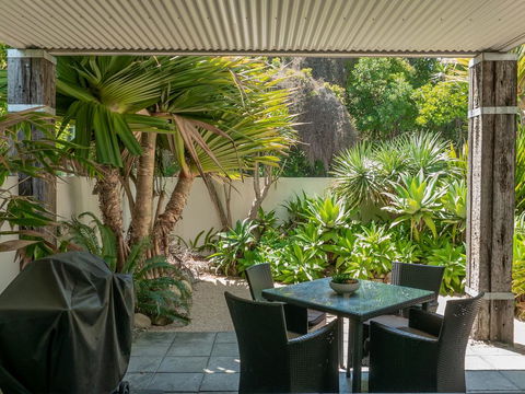 Retreat On Fourth - Accommodation Gladstone 0