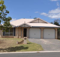 Ridgehouse - Accommodation Gladstone