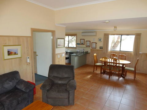 Ripples N Tonic Farmstay - Accommodation Gladstone 2