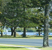 River Breeze 60 Wooli Street Yamba. Linen - Unlimited Wi-Fi Just listed. - Accommodation Gladstone