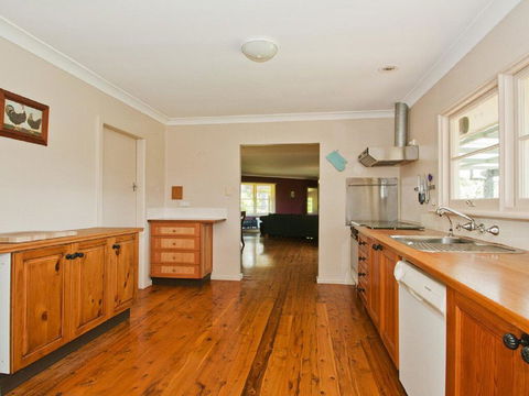 Riverbend - 5 Acres Only 9km To Village - Accommodation Gladstone 1