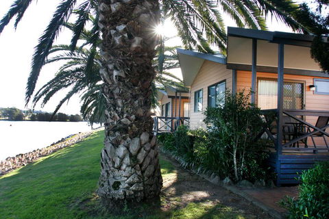 Riverbreeze Holiday Park - Accommodation Gladstone 1