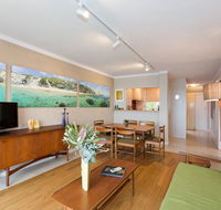 Riverside Arthouse - Accommodation Gladstone