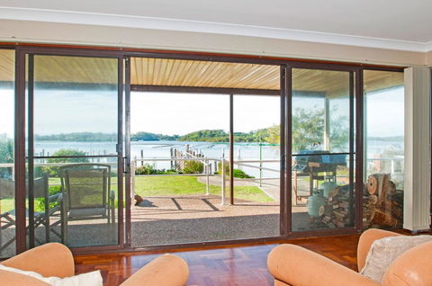 Riverside Delight @ Greenwell Point - Accommodation Gladstone 1