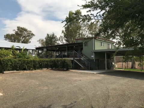 Riverside Farm Retreat BnB - Accommodation Gladstone 0