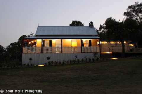 Riverside Oaks Golf Resort - Accommodation Gladstone 2