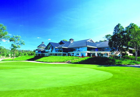 Riverside Oaks Golf Resort - Accommodation Gladstone 0
