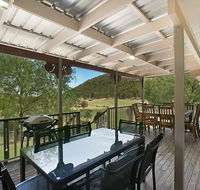 Rosa House in Broke 4br House in walking distance to Cellar Doors - Accommodation Gladstone