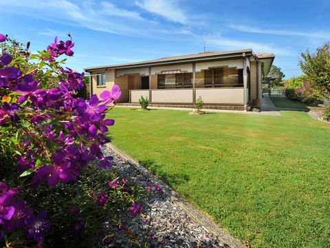 Rose Cottage - Sawtell, NSW - Accommodation Gladstone 3