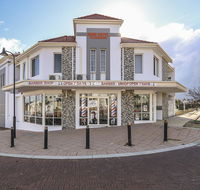 Rose Hotel Clarkson - Accommodation Gladstone