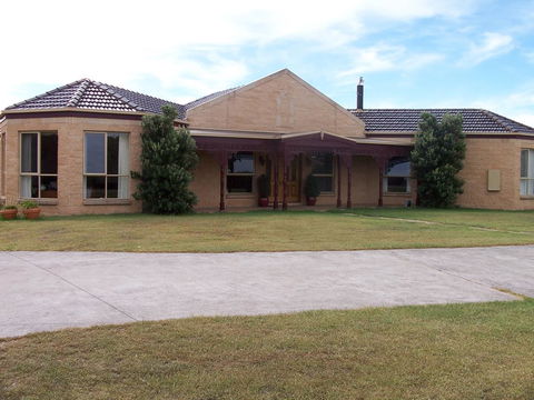 Roshnier Apartment - Accommodation Gladstone 0
