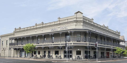 Royal Hotel Randwick - Accommodation Gladstone 0