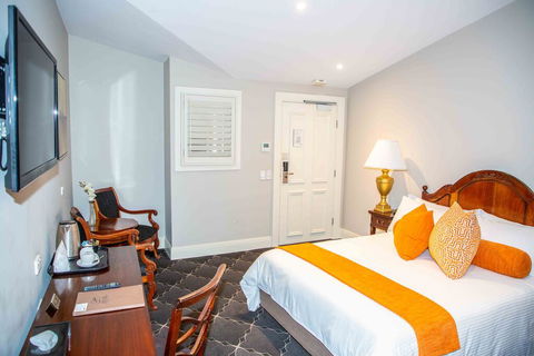 Royal Hotel Randwick - Accommodation Gladstone 3