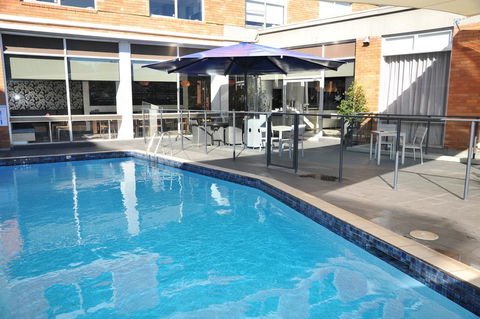 Royal Pacific Hotel - Accommodation Gladstone 1
