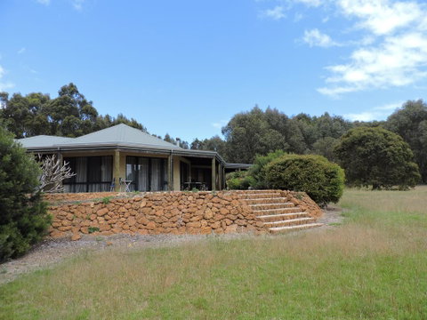 Rural Hideaway - Yallingup - Accommodation Gladstone 1