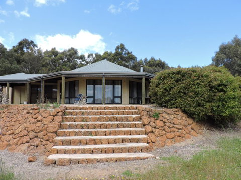 Rural Hideaway - Yallingup - Accommodation Gladstone 0