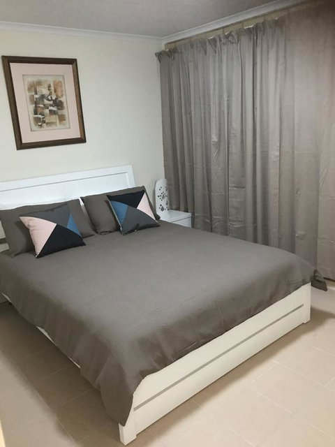 SA House - Accommodation Gladstone 2