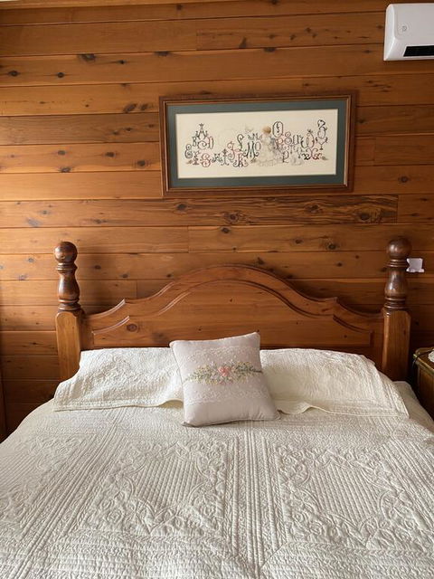 Sabos On Severn - Accommodation Gladstone 1