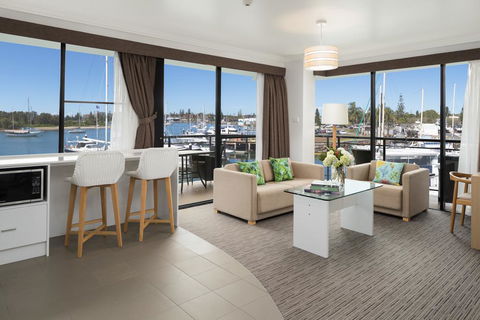 Sails Port Macquarie By Rydges - Accommodation Gladstone 3