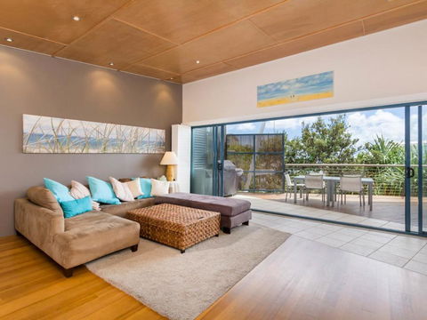 Saltwater Unit 4 - Accommodation Gladstone 2