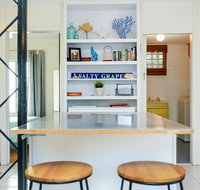 Salty Grape Beach House - Accommodation Gladstone