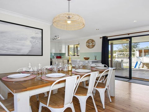 Sand Dunes - House And Cabin Accommodation - Accommodation Gladstone 1