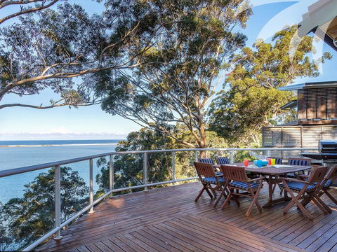 Sandbar View - Accommodation Gladstone 0