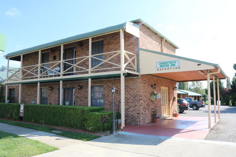 Sandstock Motor Inn Armidale - Accommodation Gladstone 0