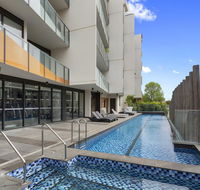 Sandy Hill Apartment by Ready Set Host - Accommodation Gladstone