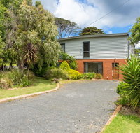 Sany Views 10min walk to beach - Accommodation Gladstone