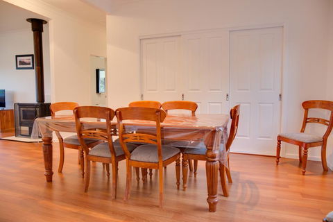 Sapphire Cottage - Accommodation Gladstone 2